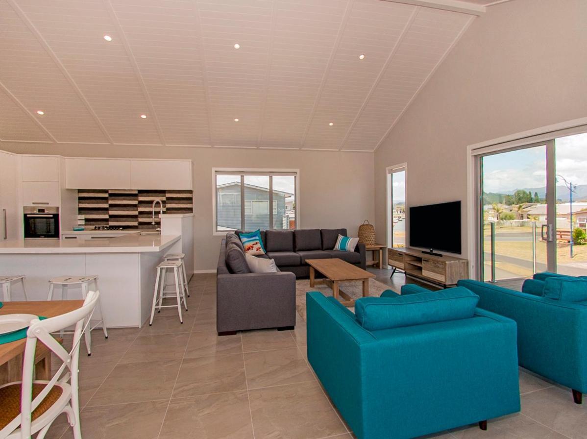 Tattletails Rest - Whitianga Holiday House Bagian luar foto